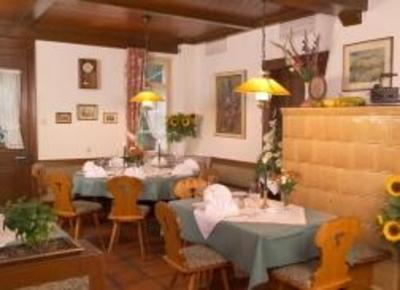 фото отеля Hotel Gasthaus Zur Krone Weil am Rhein