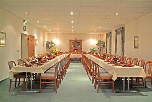 фото отеля Hotel Brandenburg Konigs Wusterhausen