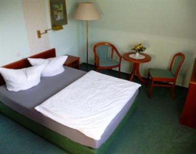 фото отеля Hotel Brandenburg Konigs Wusterhausen