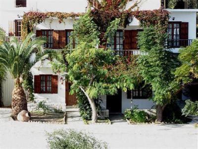 фото отеля Korali Hotel Marathokampos