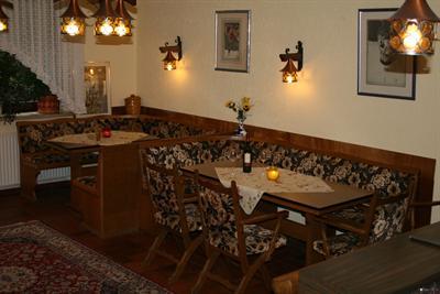 фото отеля Hotel-Pension Elfi