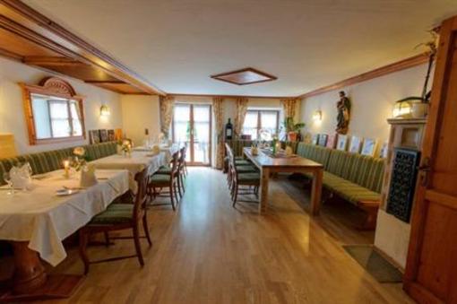 фото отеля Landgasthof Pension Weisses Rössle Dietmannsried