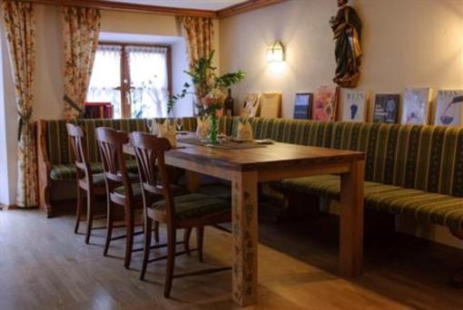 фото отеля Landgasthof Pension Weisses Rössle Dietmannsried