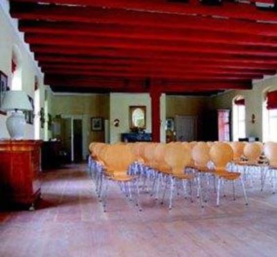 фото отеля Kavalierhauser Schloss Konigs Wusterhausen
