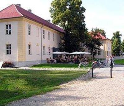 фото отеля Kavalierhauser Schloss Konigs Wusterhausen