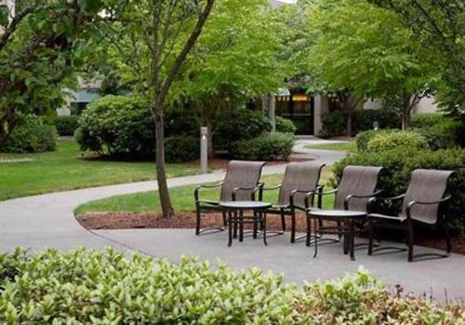 фото отеля Courtyard by Marriott Portland Hillsboro