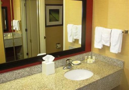 фото отеля Courtyard by Marriott Portland Hillsboro