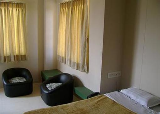 фото отеля Isher Hotel International