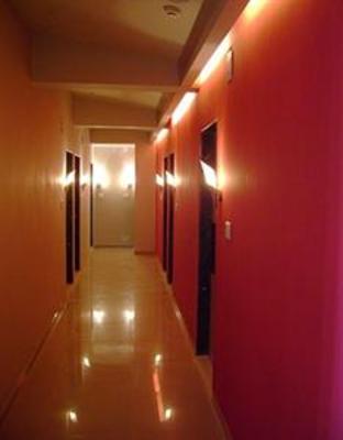 фото отеля Isher Hotel International