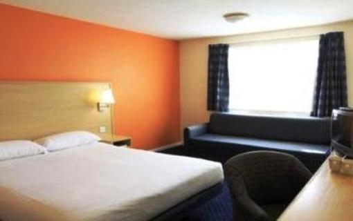 фото отеля Travelodge Derby