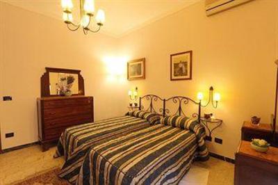 фото отеля Badia Fiorentina Bed and Breakfast Florence