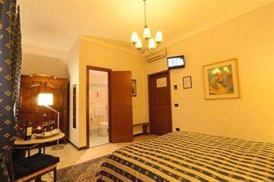 фото отеля Badia Fiorentina Bed and Breakfast Florence
