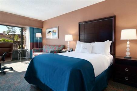 фото отеля Doubletree Hotel Columbus