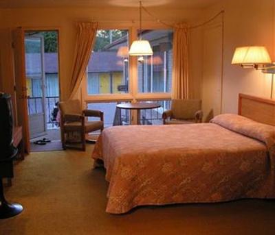 фото отеля Town'n Country Motor Inn