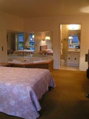 фото отеля Town'n Country Motor Inn