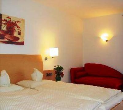фото отеля Hotel Christine Radolfzell