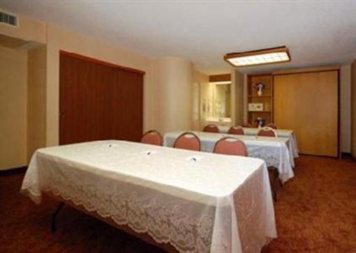 фото отеля Sleep Inn Mukwonago