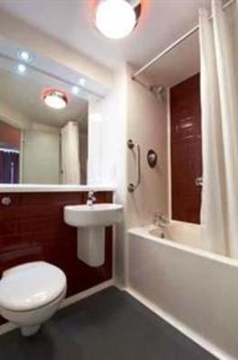 фото отеля Travelodge London Excel