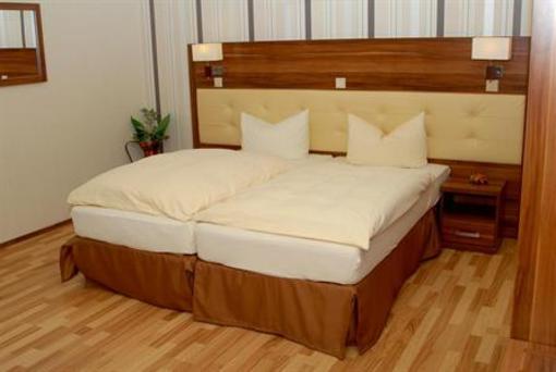фото отеля Hotel Laux