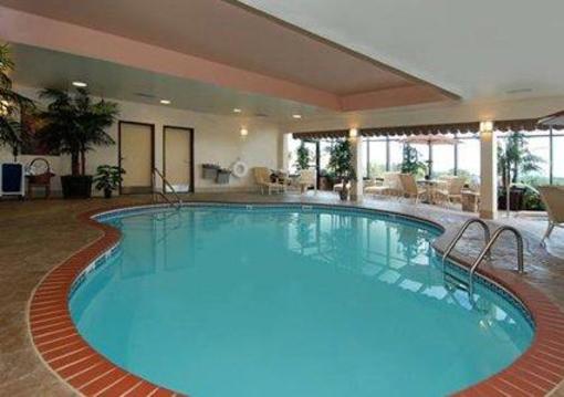 фото отеля Comfort Suites Edinboro