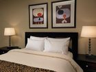 фото отеля Marriott Execustay Apartments Harbor Oaks Sacramento