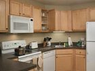 фото отеля Marriott Execustay Apartments Harbor Oaks Sacramento