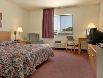 фото отеля Super 8 Chanute
