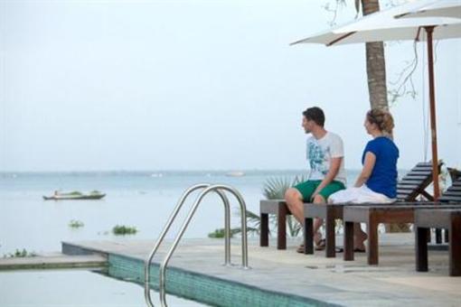 фото отеля Deshadan Backwater Resort