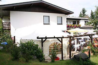 фото отеля Hotel & Restaurant Zum Rosengarten