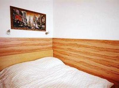 фото отеля Studio Apartment Prater