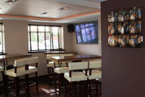 фото отеля Fairways Bar and Accommodation