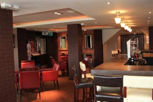 фото отеля Fairways Bar and Accommodation