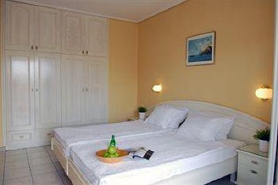 фото отеля Strass Hotel Paralia Katerinis