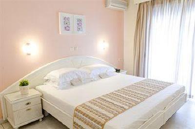 фото отеля Strass Hotel Paralia Katerinis