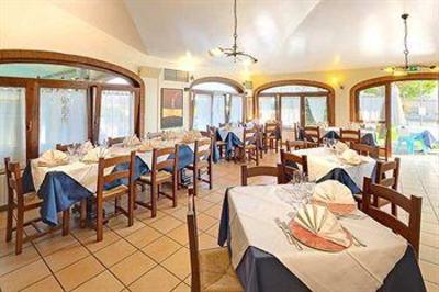 фото отеля Hotel Cristoforo Colombo Osimo
