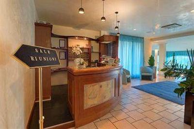 фото отеля Hotel Cristoforo Colombo Osimo