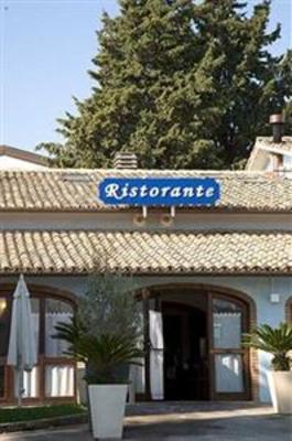 фото отеля Hotel Cristoforo Colombo Osimo