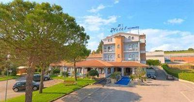 фото отеля Hotel Cristoforo Colombo Osimo