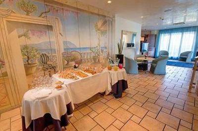 фото отеля Hotel Cristoforo Colombo Osimo