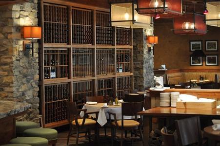 фото отеля BEST WESTERN PLUS Bloomington Hotel