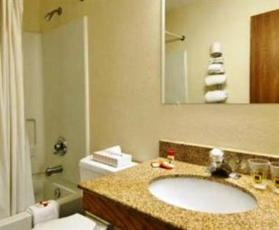 фото отеля Rodeway Inn Norfolk Virginia