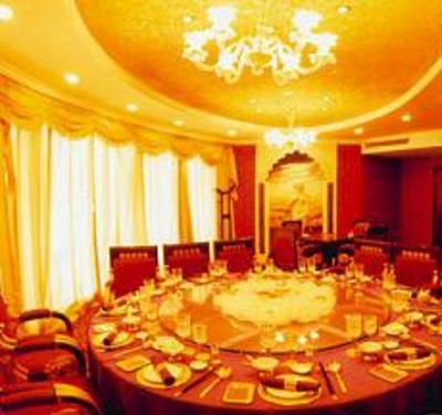 фото отеля Four Season Huating Hotel