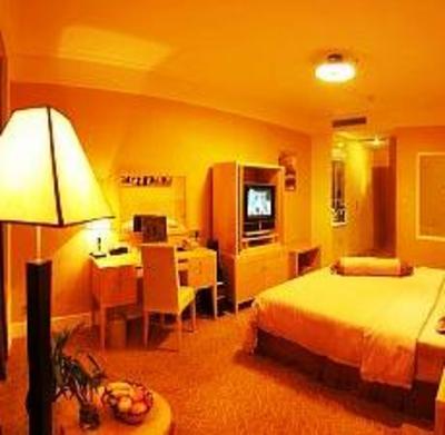 фото отеля Four Season Huating Hotel