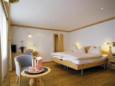 фото отеля Golf & Sporthotel Hof Maran Arosa