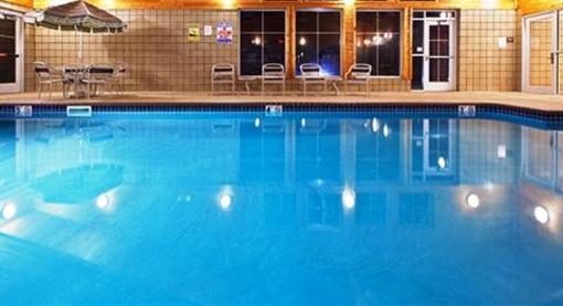 фото отеля AmericInn Lodge & Suites Anamosa