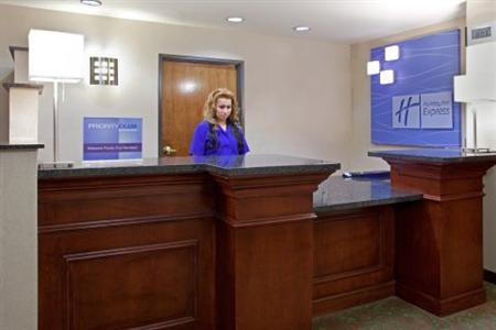фото отеля Holiday Inn Express Colorado Springs Airport