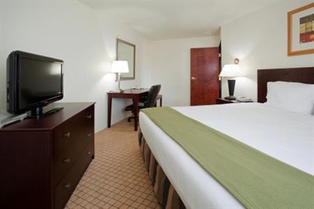 фото отеля Holiday Inn Express Colorado Springs Airport