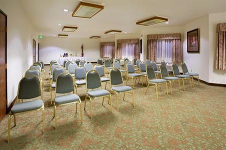 фото отеля Holiday Inn Express Colorado Springs Airport