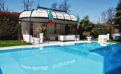 фото отеля Hotel Villa Savoia