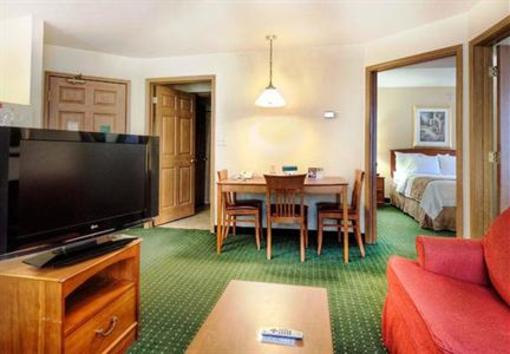 фото отеля TownePlace Suites Raleigh Cary Weston Parkway